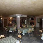 Rosso Di Sera 3*