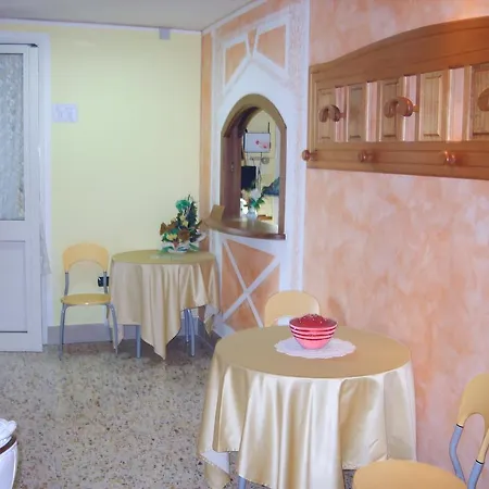 Rosso Di Sera Hotel Pietramelara