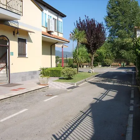 Rosso Di Sera 3* Pietramelara