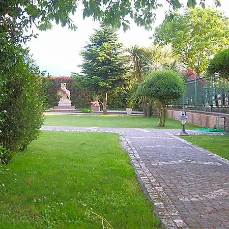 Hotel Rosso Di Sera Pietramelara