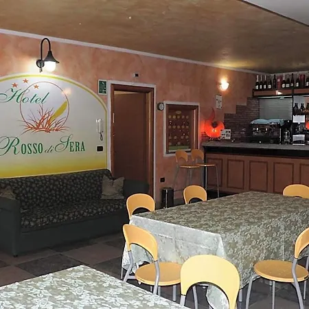Rosso Di Sera Hotel