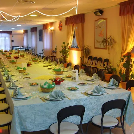 Rosso Di Sera Hotel Pietramelara