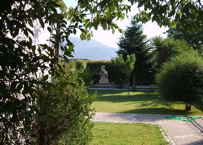 Rosso Di Sera 3* Pietramelara