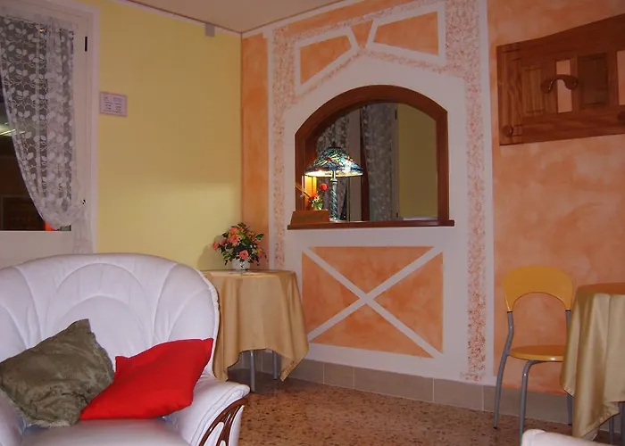 Rosso Di Sera ホテル 3*